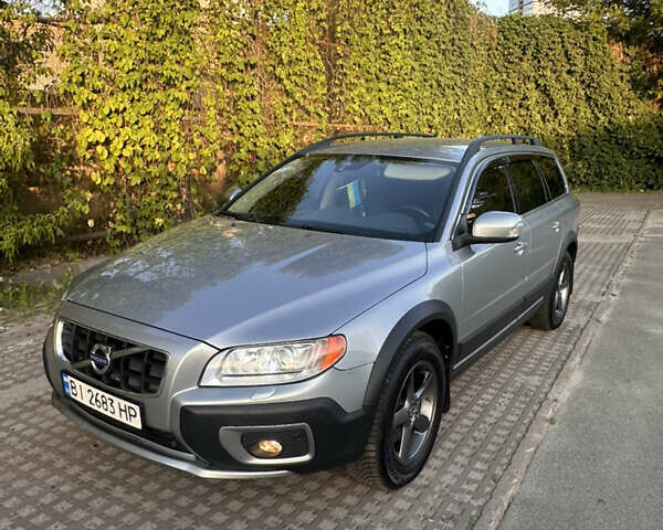 Сірий Вольво ХС70, об'ємом двигуна 2.4 л та пробігом 280 тис. км за 15000 $, фото 1 на Automoto.ua