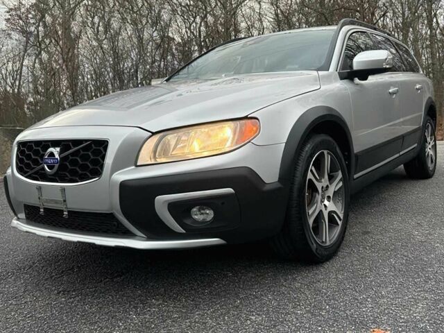 Серый Вольво ХС70, объемом двигателя 3 л и пробегом 74 тыс. км за 7250 $, фото 1 на Automoto.ua