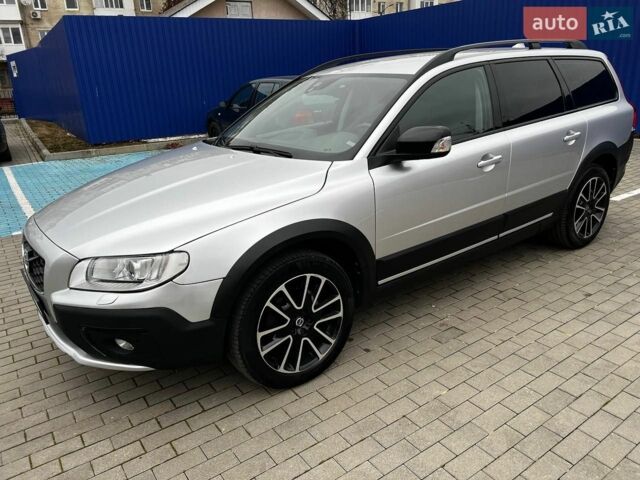 Сірий Вольво ХС70, об'ємом двигуна 2.4 л та пробігом 241 тис. км за 18200 $, фото 1 на Automoto.ua