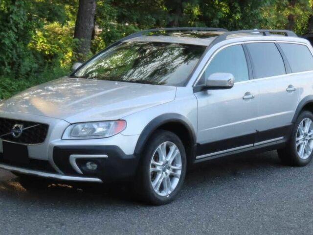 Серый Вольво ХС70, объемом двигателя 2.5 л и пробегом 72 тыс. км за 7250 $, фото 1 на Automoto.ua