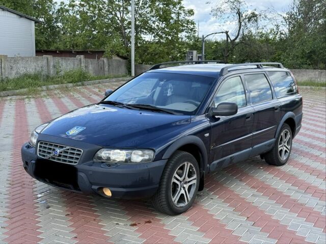 Синий Вольво ХС70, объемом двигателя 2.4 л и пробегом 300 тыс. км за 2650 $, фото 1 на Automoto.ua