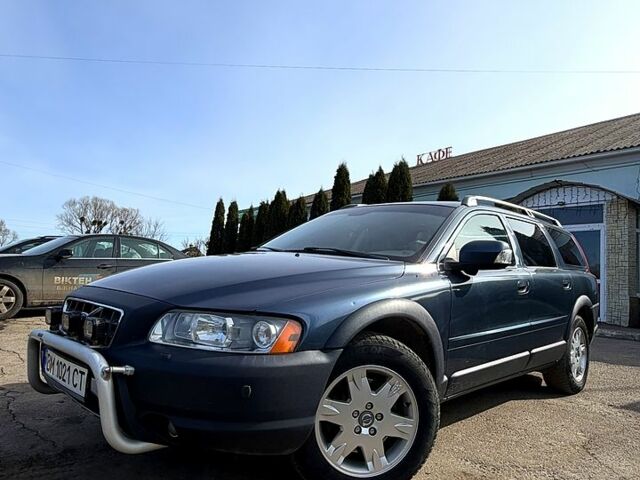 Синій Вольво ХС70, об'ємом двигуна 2.5 л та пробігом 450 тис. км за 7000 $, фото 1 на Automoto.ua