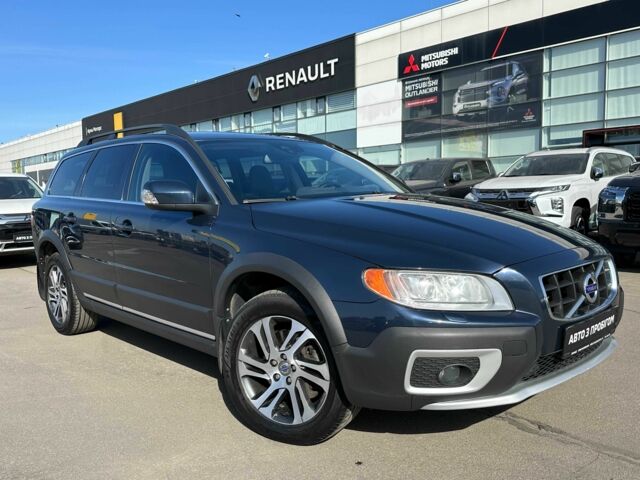 Синий Вольво ХС70, объемом двигателя 2.4 л и пробегом 288 тыс. км за 15500 $, фото 1 на Automoto.ua