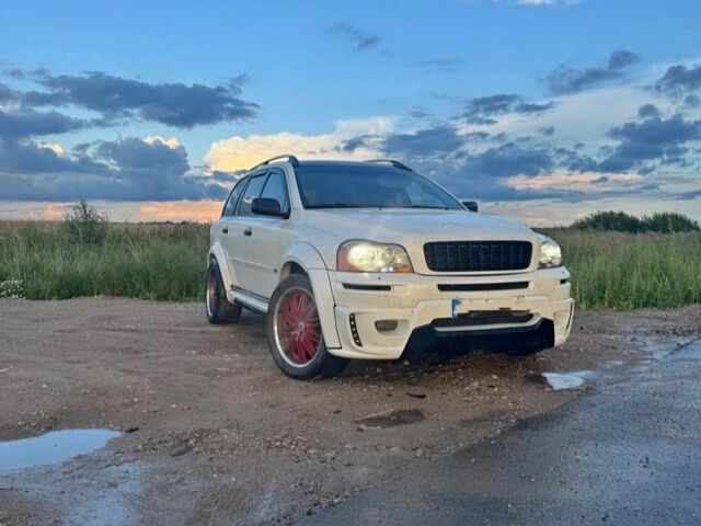 Вольво ХС90 2006 в Киеве на Automoto.ua Белый Вольво ХС90, объемом двигателя 3 л и пробегом 300 тыс. км за 6899 $, фото 1 на Automoto.ua