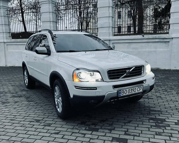 Белый Вольво ХС90, объемом двигателя 3.19 л и пробегом 253 тыс. км за 11000 $, фото 1 на Automoto.ua