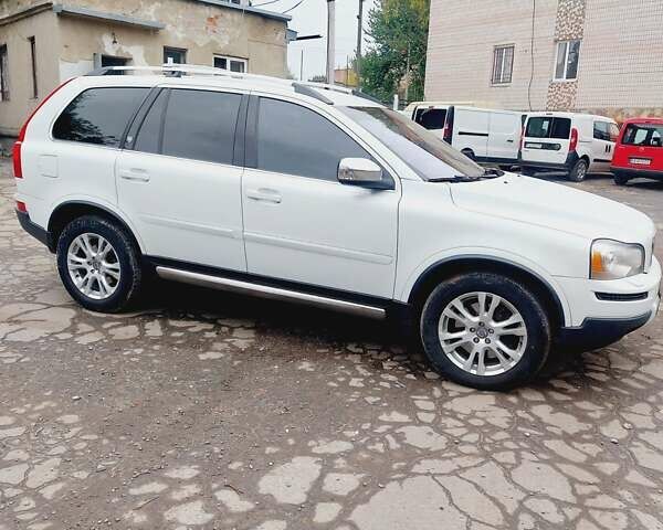 Білий Вольво ХС90, об'ємом двигуна 2.4 л та пробігом 239 тис. км за 16800 $, фото 1 на Automoto.ua