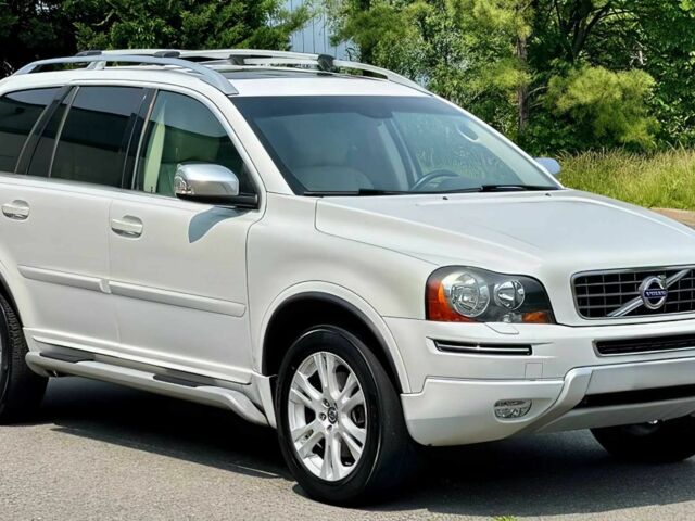 Белый Вольво ХС90, объемом двигателя 3.2 л и пробегом 81 тыс. км за 10000 $, фото 1 на Automoto.ua