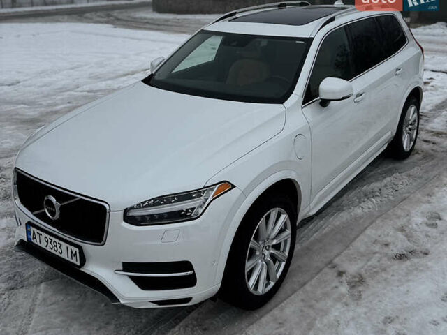 Белый Вольво ХС90, объемом двигателя 1.97 л и пробегом 186 тыс. км за 31100 $, фото 1 на Automoto.ua