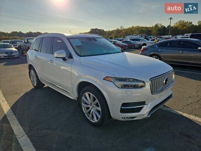 Белый Вольво ХС90, объемом двигателя 1.97 л и пробегом 149 тыс. км за 20700 $, фото 1 на Automoto.ua