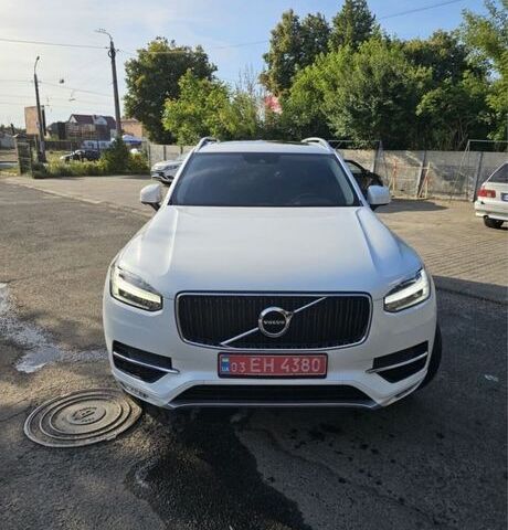 Белый Вольво ХС90, объемом двигателя 0 л и пробегом 109 тыс. км за 33000 $, фото 1 на Automoto.ua