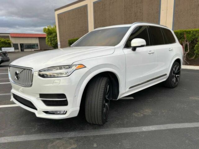 Білий Вольво ХС90, об'ємом двигуна 2 л та пробігом 41 тис. км за 19000 $, фото 1 на Automoto.ua