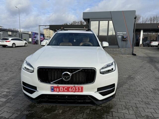 Белый Вольво ХС90, объемом двигателя 2 л и пробегом 160 тыс. км за 17000 $, фото 1 на Automoto.ua