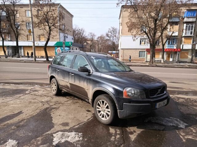 Черный Вольво ХС90, объемом двигателя 2.4 л и пробегом 340 тыс. км за 4375 $, фото 1 на Automoto.ua