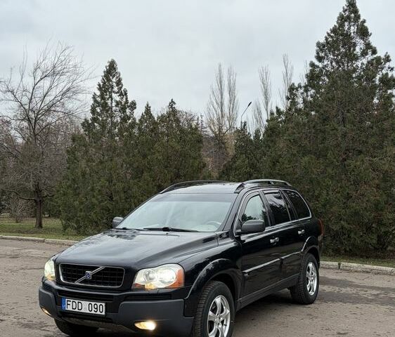 Черный Вольво ХС90, объемом двигателя 2.4 л и пробегом 260 тыс. км за 5500 $, фото 1 на Automoto.ua