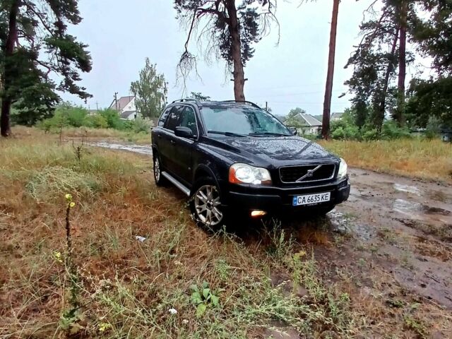 Черный Вольво ХС90, объемом двигателя 2.4 л и пробегом 240 тыс. км за 7500 $, фото 1 на Automoto.ua