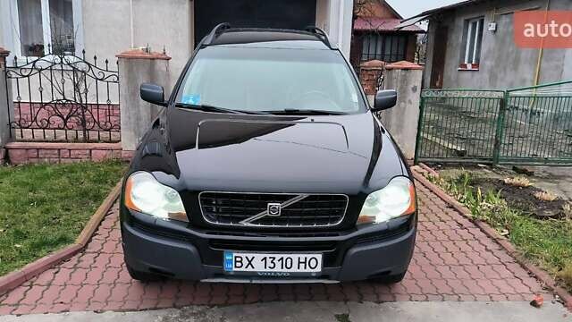 Черный Вольво ХС90, объемом двигателя 2.5 л и пробегом 326 тыс. км за 9500 $, фото 1 на Automoto.ua