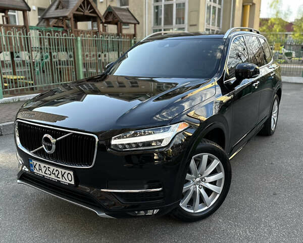 Чорний Вольво ХС90, об'ємом двигуна 2 л та пробігом 131 тис. км за 33900 $, фото 1 на Automoto.ua