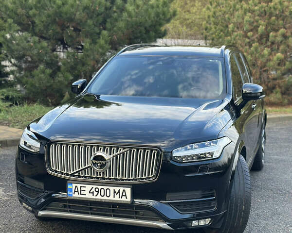 Чорний Вольво ХС90, об'ємом двигуна 2 л та пробігом 142 тис. км за 41000 $, фото 1 на Automoto.ua