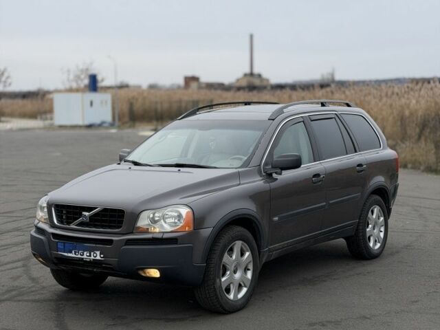 Коричневый Вольво ХС90, объемом двигателя 2.4 л и пробегом 380 тыс. км за 6100 $, фото 1 на Automoto.ua