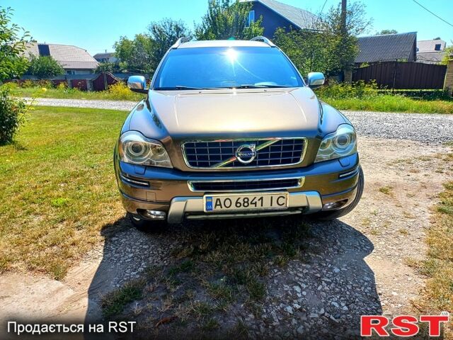 Коричневий Вольво ХС90, об'ємом двигуна 2.4 л та пробігом 265 тис. км за 19900 $, фото 1 на Automoto.ua