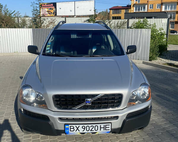 Вольво ХС90, объемом двигателя 2.4 л и пробегом 327 тыс. км за 10500 $, фото 1 на Automoto.ua
