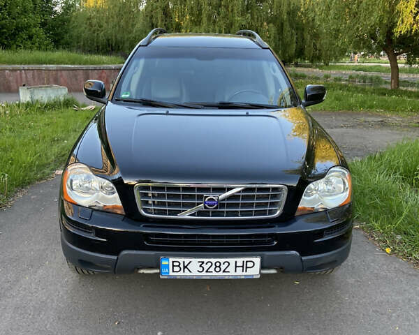 Вольво ХС90, объемом двигателя 2.4 л и пробегом 345 тыс. км за 14500 $, фото 1 на Automoto.ua