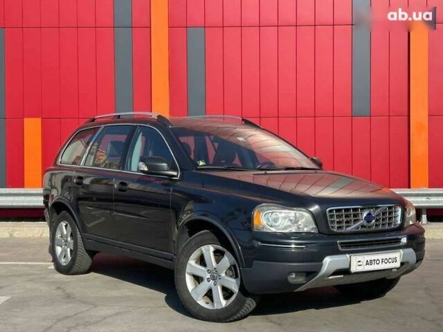 Вольво ХС90, объемом двигателя 2.4 л и пробегом 246 тыс. км за 15690 $, фото 1 на Automoto.ua