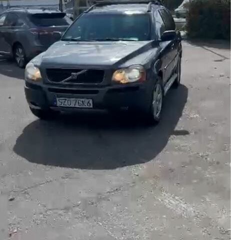 Сірий Вольво ХС90, об'ємом двигуна 2.4 л та пробігом 430 тис. км за 6200 $, фото 1 на Automoto.ua