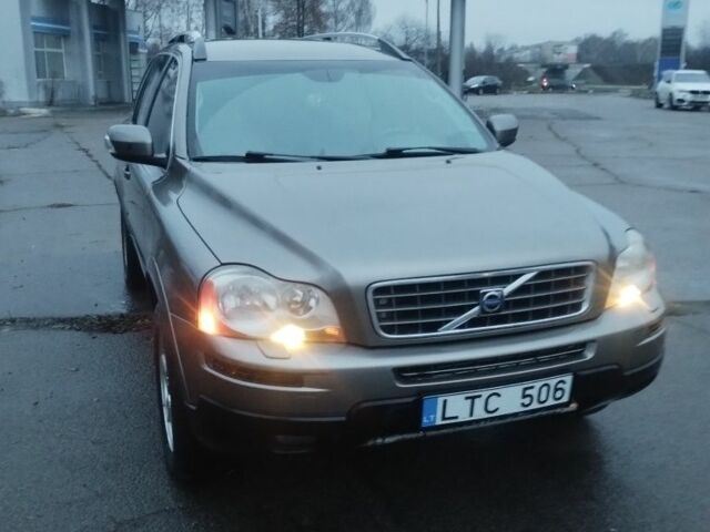 Серый Вольво ХС90, объемом двигателя 2 л и пробегом 320 тыс. км за 6100 $, фото 1 на Automoto.ua