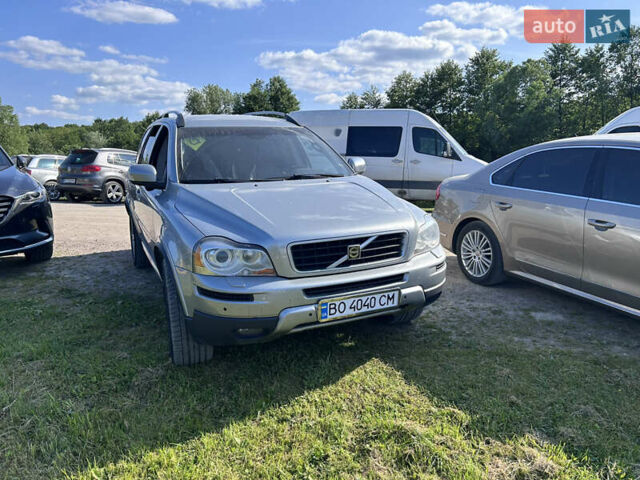 Сірий Вольво ХС90, об'ємом двигуна 2.4 л та пробігом 440 тис. км за 12000 $, фото 1 на Automoto.ua