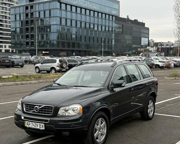 Серый Вольво ХС90, объемом двигателя 3.2 л и пробегом 274 тыс. км за 17000 $, фото 1 на Automoto.ua