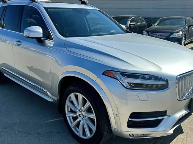 Серый Вольво ХС90, объемом двигателя 2 л и пробегом 78 тыс. км за 10200 $, фото 1 на Automoto.ua