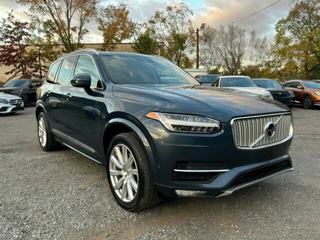 Серый Вольво ХС90, объемом двигателя 2 л и пробегом 35 тыс. км за 14800 $, фото 1 на Automoto.ua