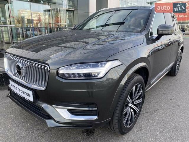 Серый Вольво ХС90, объемом двигателя 1.97 л и пробегом 121 тыс. км за 45360 $, фото 1 на Automoto.ua