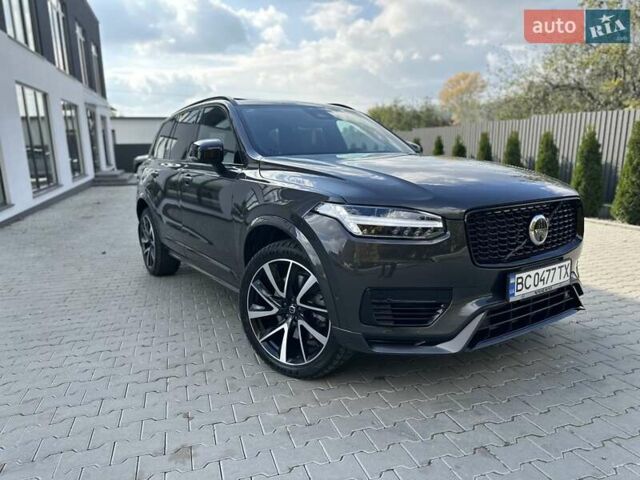 Серый Вольво ХС90, объемом двигателя 1.97 л и пробегом 50 тыс. км за 57700 $, фото 1 на Automoto.ua