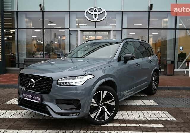 Серый Вольво ХС90, объемом двигателя 1.97 л и пробегом 105 тыс. км за 44634 $, фото 1 на Automoto.ua