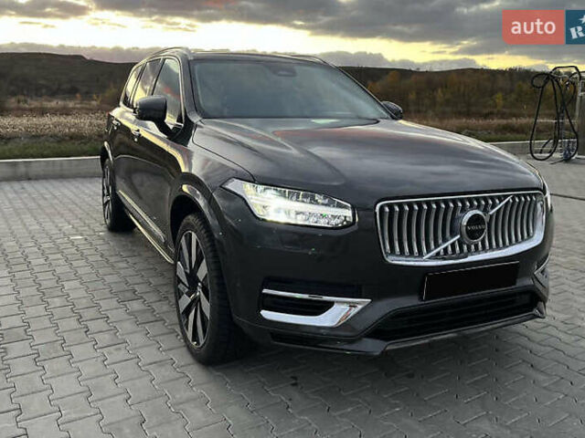 Серый Вольво ХС90, объемом двигателя 1.97 л и пробегом 35 тыс. км за 41200 $, фото 1 на Automoto.ua