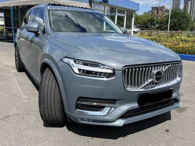 Серый Вольво ХС90, объемом двигателя 2 л и пробегом 40 тыс. км за 33000 $, фото 1 на Automoto.ua