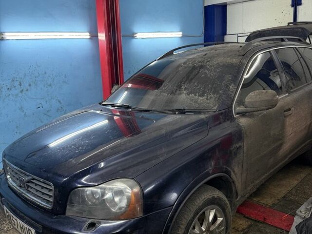 Синій Вольво ХС90, об'ємом двигуна 2.4 л та пробігом 200 тис. км за 2000 $, фото 1 на Automoto.ua