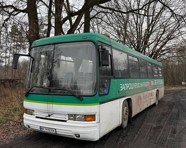 Белый Вольво B10B, объемом двигателя 9.6 л и пробегом 100 тыс. км за 13500 $, фото 1 на Automoto.ua