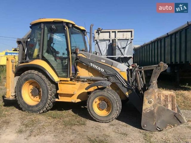 Желтый Вольво BL 61B, объемом двигателя 4.4 л и пробегом 6 тыс. км за 44500 $, фото 1 на Automoto.ua