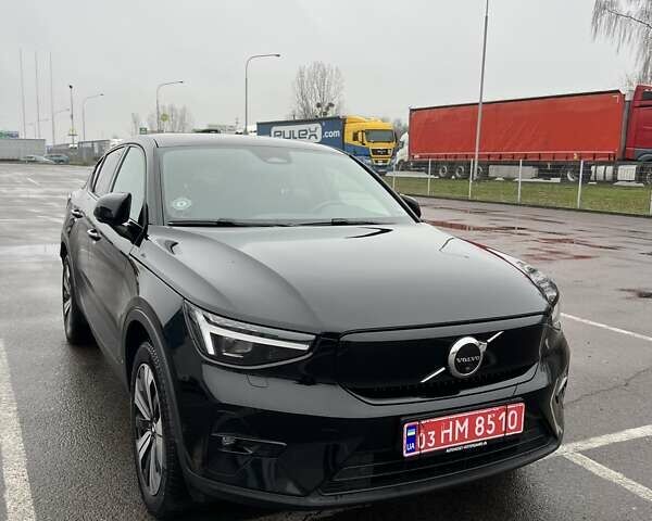Черный Вольво C40 Recharge, объемом двигателя 0 л и пробегом 120 тыс. км за 27000 $, фото 1 на Automoto.ua