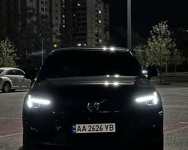 Черный Вольво C40 Recharge, объемом двигателя 0 л и пробегом 48 тыс. км за 28900 $, фото 1 на Automoto.ua