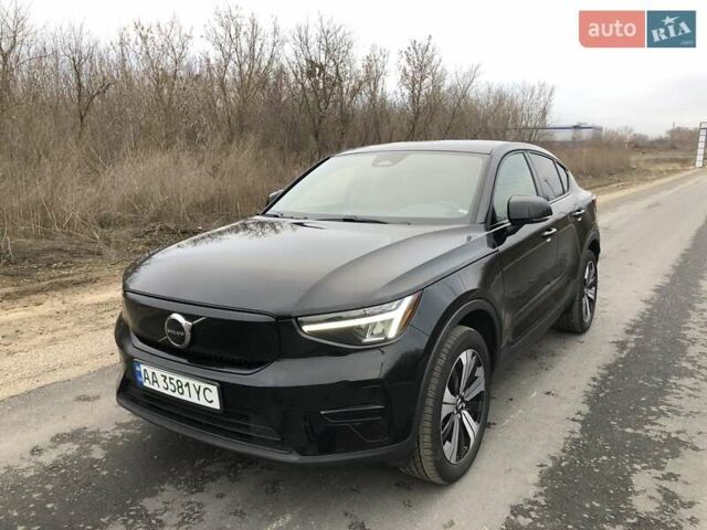 Черный Вольво C40 Recharge, объемом двигателя 0 л и пробегом 35 тыс. км за 31500 $, фото 1 на Automoto.ua