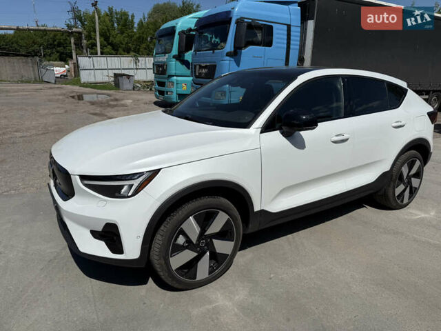 Вольво C40 Recharge, объемом двигателя 0 л и пробегом 1 тыс. км за 36000 $, фото 1 на Automoto.ua