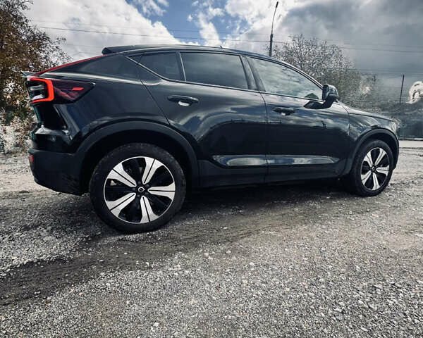 Вольво C40 Recharge, объемом двигателя 0 л и пробегом 53 тыс. км за 27999 $, фото 1 на Automoto.ua