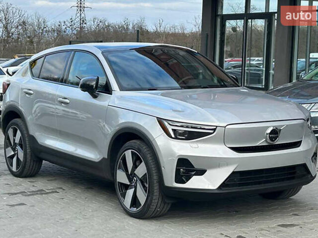 Серый Вольво C40 Recharge, объемом двигателя 0 л и пробегом 42 тыс. км за 29900 $, фото 1 на Automoto.ua