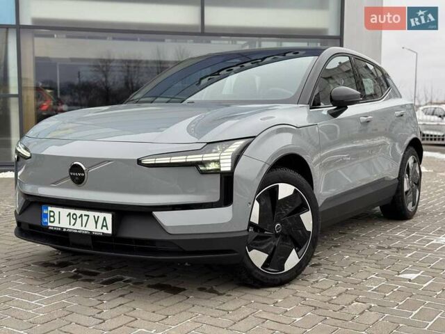 Серый Вольво EX30, объемом двигателя 0 л и пробегом 4 тыс. км за 37997 $, фото 1 на Automoto.ua