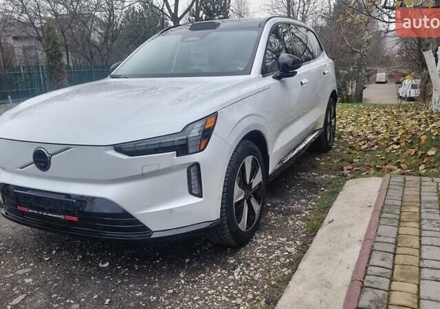 Белый Вольво EX90, объемом двигателя 0 л и пробегом 9 тыс. км за 78000 $, фото 1 на Automoto.ua