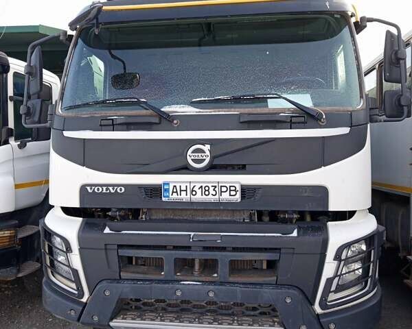 Белый Вольво FMX 13, объемом двигателя 12.78 л и пробегом 243 тыс. км за 90000 $, фото 1 на Automoto.ua